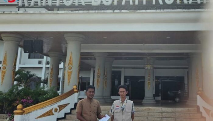 Sengaja Sembunyikan Dokumen Anggaran, PKN Desak Bupati Rokan Hulu Pecat Kades Pemandang