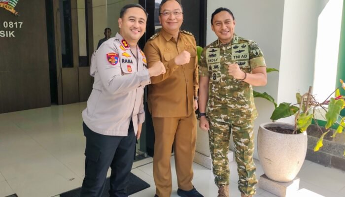 Sinergi Tanpa Batas, TNI–Polri dan Pemkab Gresik Kompak Wujudkan Pelayanan Prima