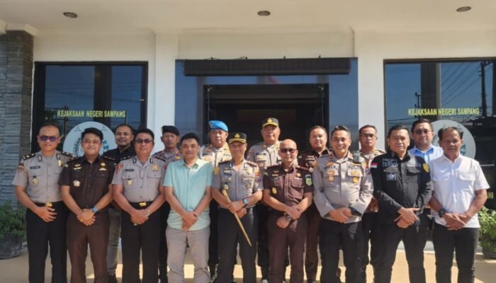 Perkuat “Criminal Justice System”, Kapolres dan Kajari Sampang Sepakat Tingkatkan Sinergi Penegakan Hukum