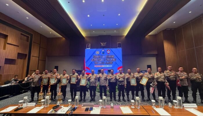 Polres Gresik Raih Juara 2 Pelaksanaan Giat Patroli Harkamtibmas Terbanyak pada Anev Samapta Polda Jatim