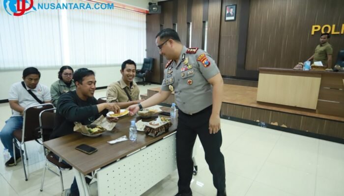 Perkuat Sinergi Kamtibmas, Polres Gresik Gelar “Ngopi Bareng Media” Lewat Program Piramida