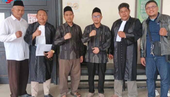 Sidang Duplik Kasus Dana Hibah Pemprov Jatim: Tim Penasihat Hukum Terdakwa Minta Majelis Hakim Vonis Bebas