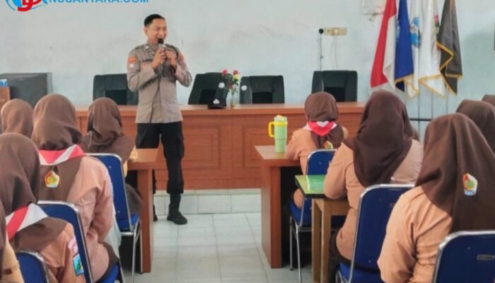Marak Kasus Kekerasan Seksual Remaja, Polres Sampang Edukasi Ratusan Siswi SMAN 1
