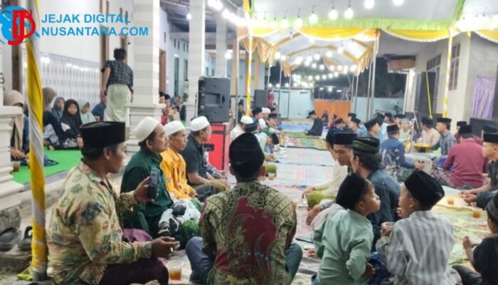 Ratusan Jamaah Penuhi Maulid Nabi di Krampon Sampang, Lantunan Sholawat Bergema Khidmat