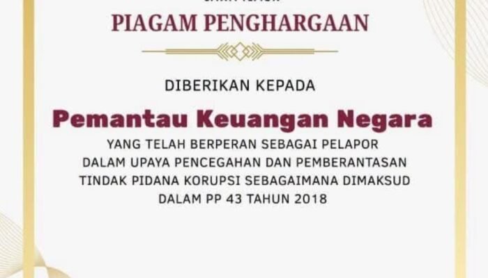 PKN Terima Piagam Penghargaan Kejati Jatim, Laporan Dugaan Korupsi Dinas Pendidikan Jatim Berujung Enam Tersangka