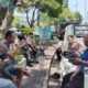Lewat Kopi Keliling, Satbinmas Polres Gresik Serap Aspirasi Warga di Bundaran GK