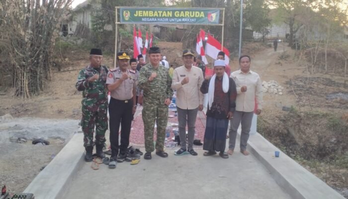 Pembangunan Jembatan Perintis Garuda Tuntas, Kodim 0828/Sampang dan Warga Torjun Gelar Doa Bersama