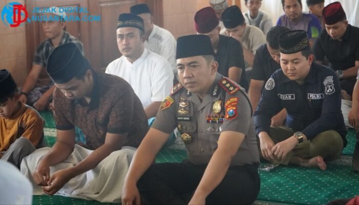 Kapolres Pamekasan Ajak Warga Perangi Narkoba dan Judi Online Lewat Jumat Keliling