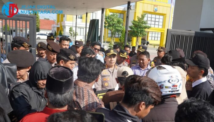 Demo Kasus Perusakan di Pamekasan: Kapolres Tegaskan Komitmen dan Perintahkan Propam Awasi Penyidik